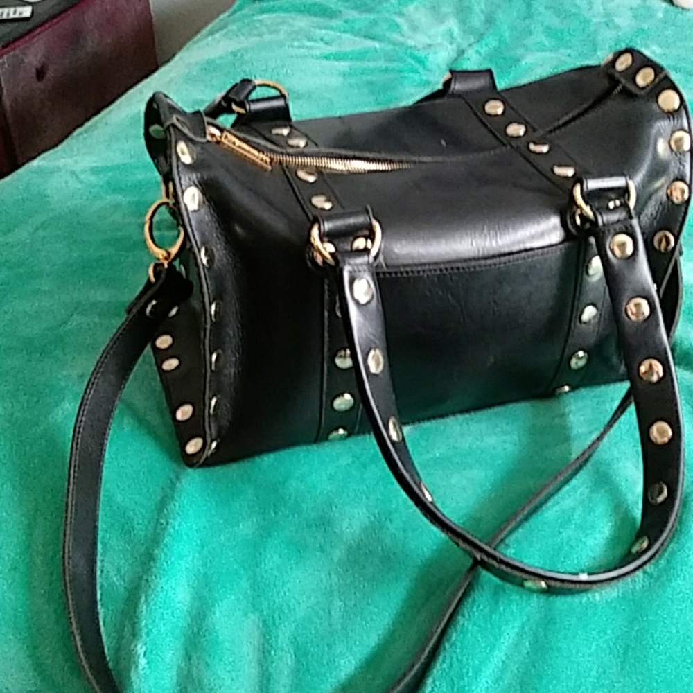 Hammitt leather purse.